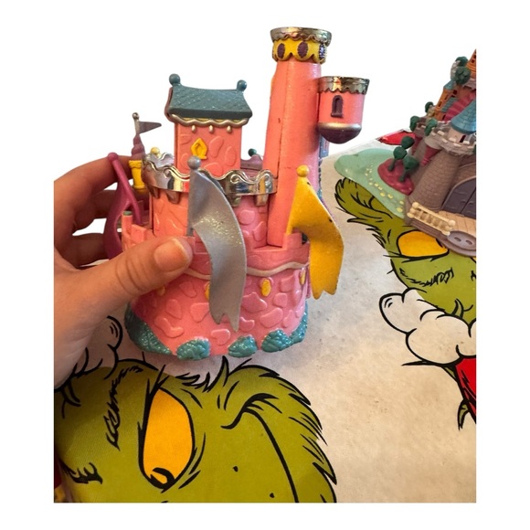 Vintage 1995 Trendmasters Starcastle Cosmetic Pink Castle Playset Not Complete - Picture 3 of 6